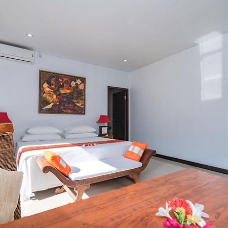 Villas Anna Bali โลวินา ภายนอก รูปภาพ