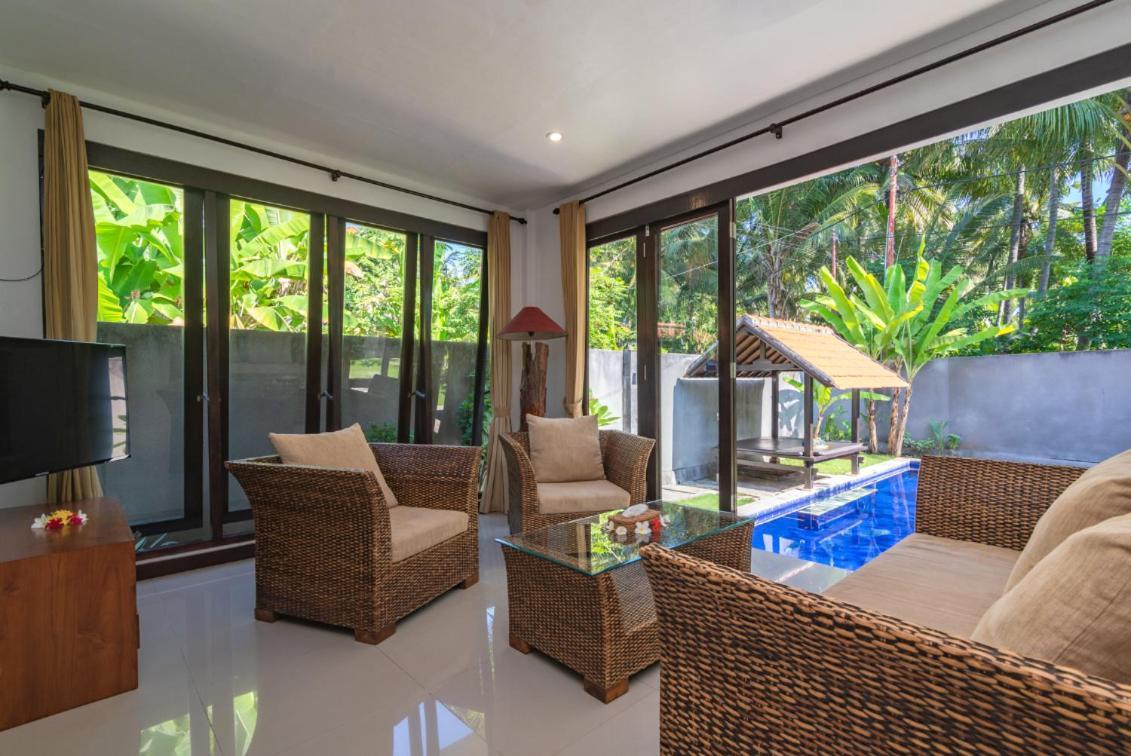Villas Anna Bali โลวินา ภายนอก รูปภาพ